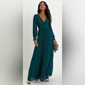 Lulus Sophisticated Grace Emerald Green Pleated Long Sleeve Maxi Dress